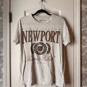 “Newport” Abercrombie White Graphic T-Shirt
